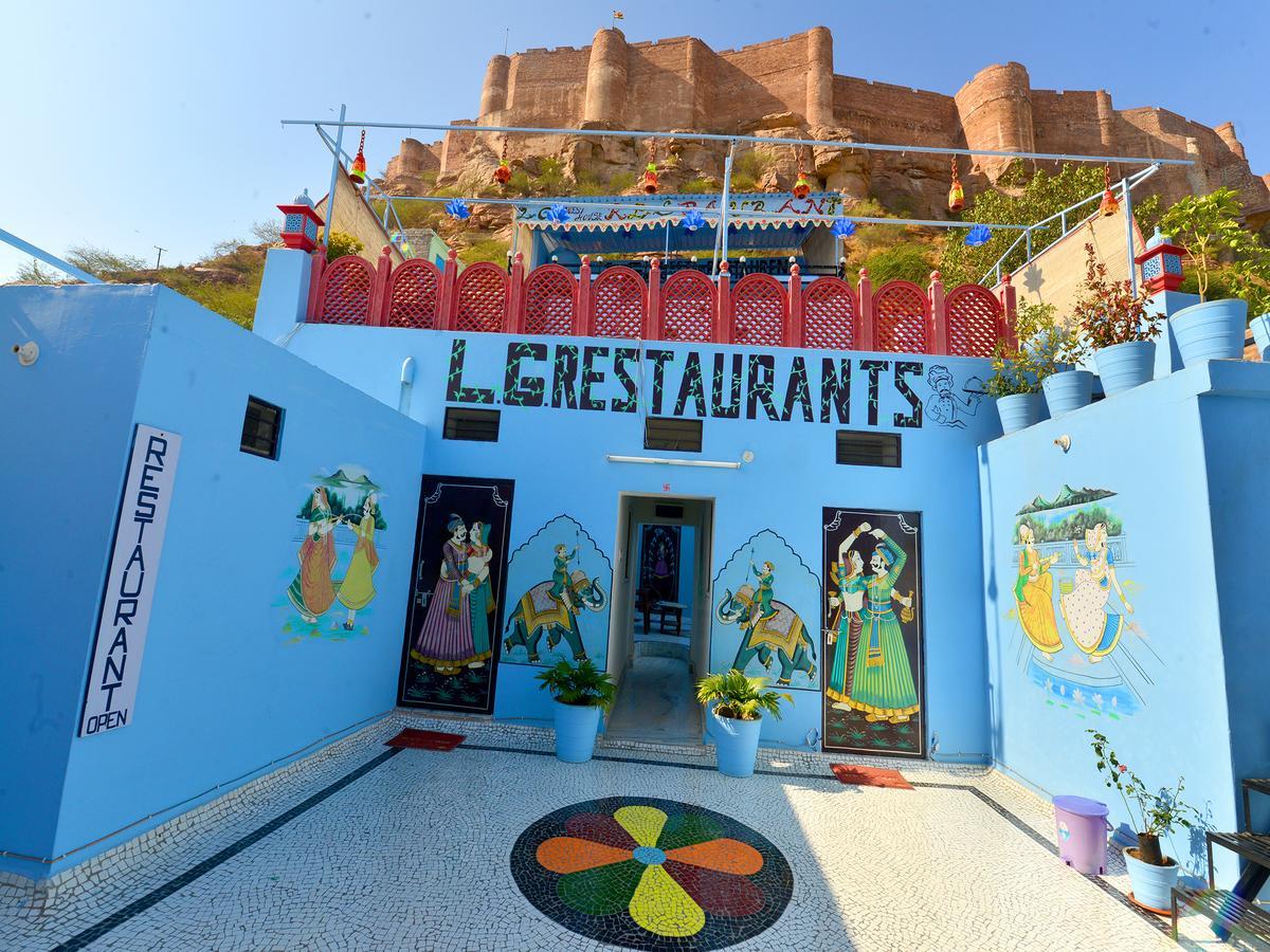 L G Guest House गेस्ट हाउस